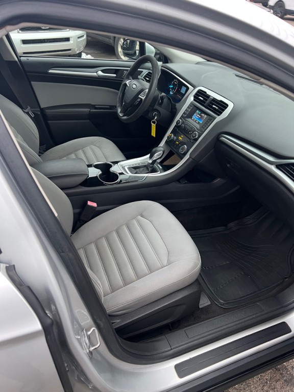 2014 Ford Fusion Image 11