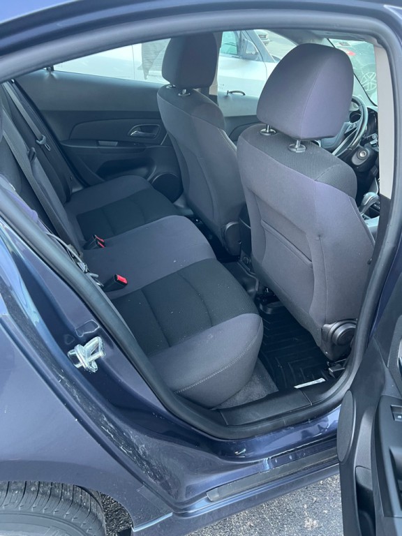 2014 Chevrolet Cruze Image 4