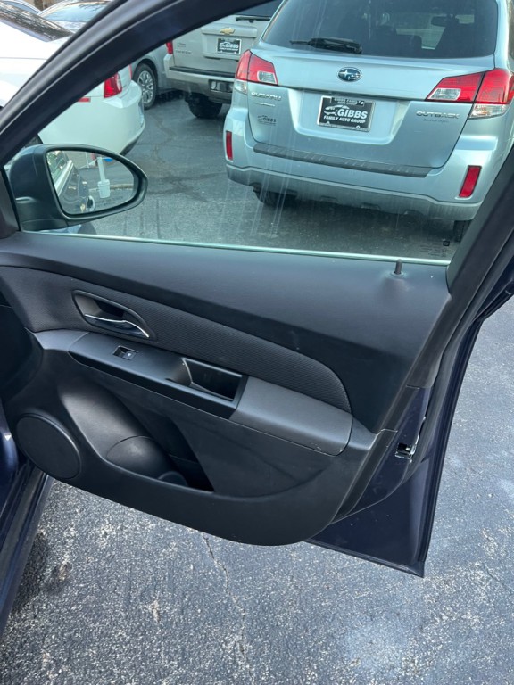 2014 Chevrolet Cruze Image 7