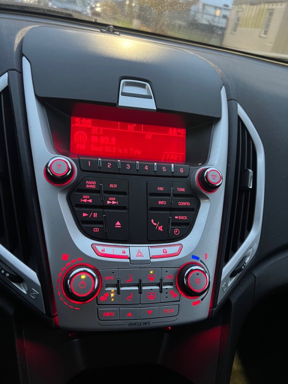 2010 GMC Terrain Image 9