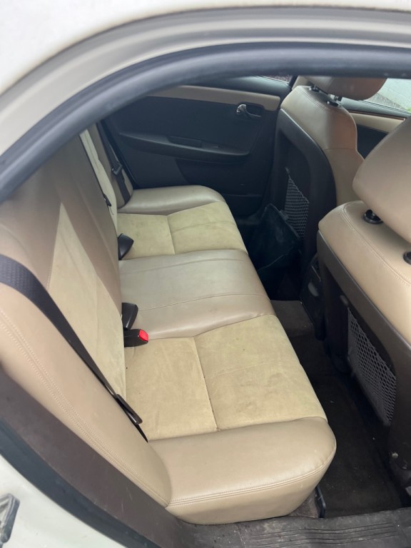 2012 Chevrolet Malibu Image 3