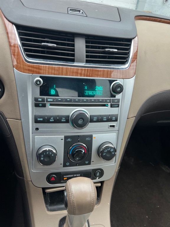 2012 Chevrolet Malibu Image 6