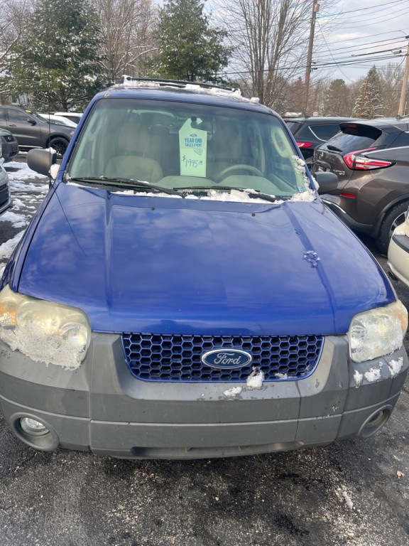 2005 Ford Escape Image 1