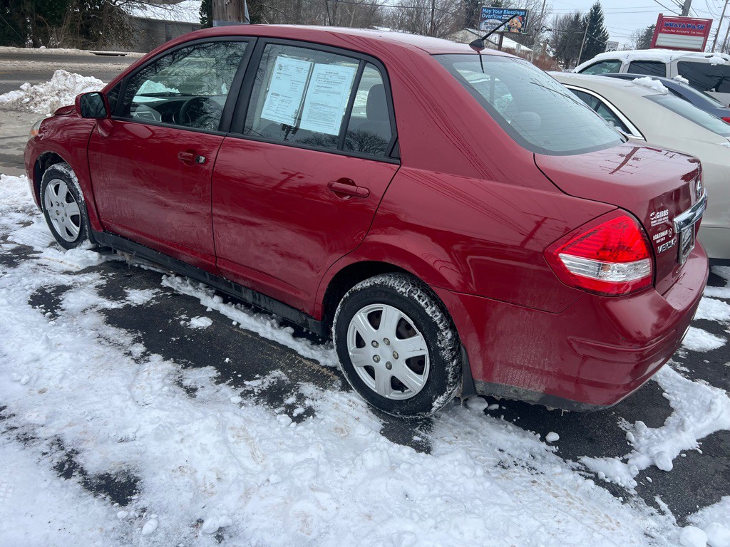 2009 Nissan Versa Image 3