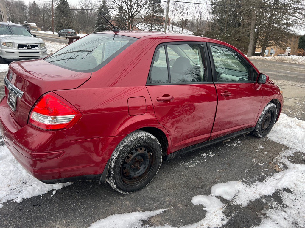 2009 Nissan Versa Image 10