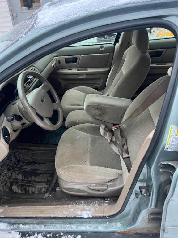 2007 Ford Taurus Image 3