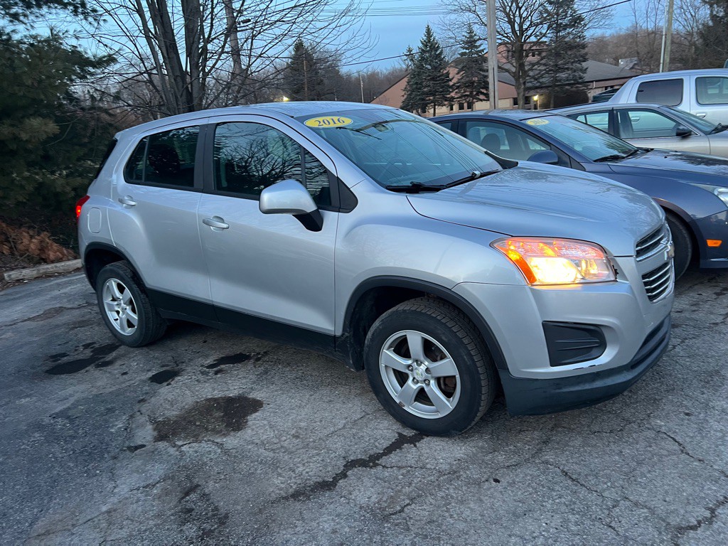 2016 Chevrolet Trax Image 2