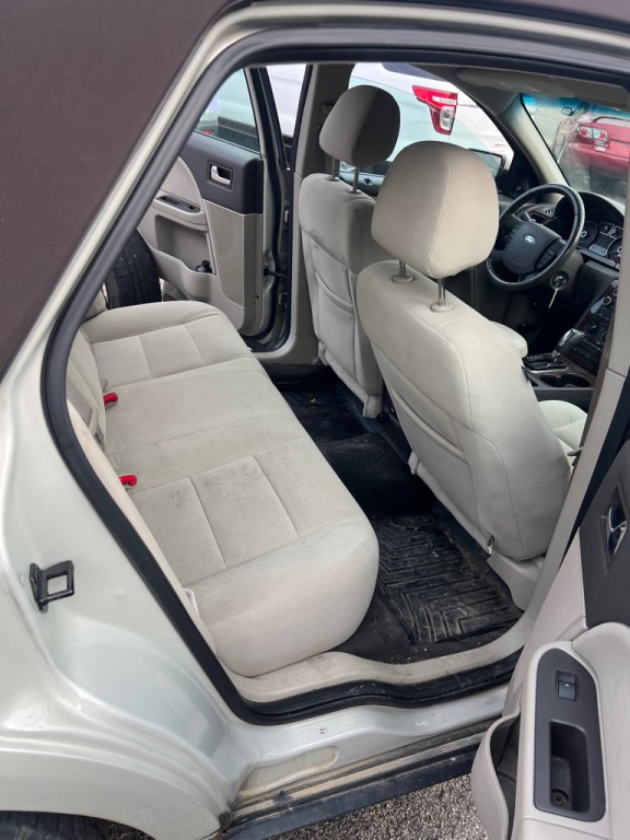 2008 Ford Taurus Image 5