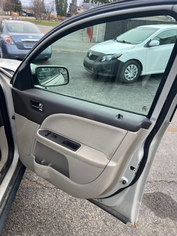 2008 Ford Taurus Image 6