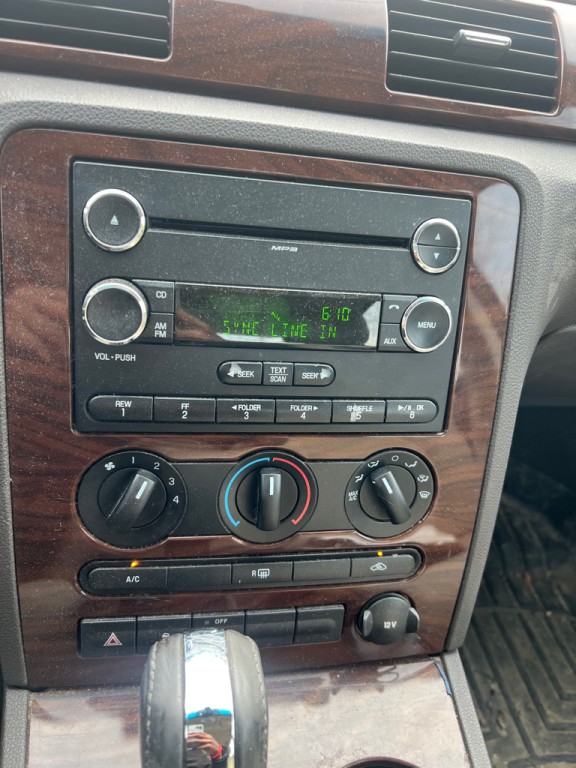 2008 Ford Taurus Image 10