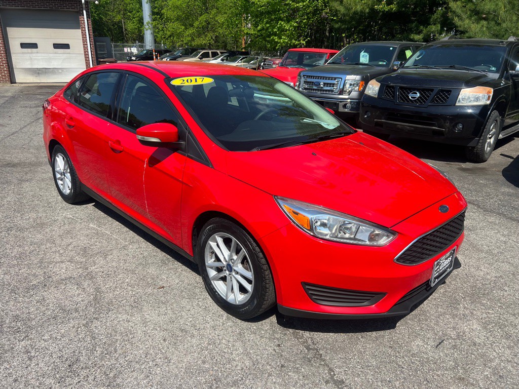2017 Ford Focus Image 10