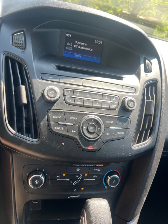 2017 Ford Focus Image 18