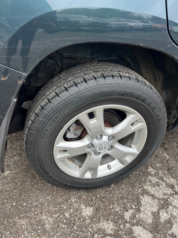 2011 Toyota Rav4 Image 12