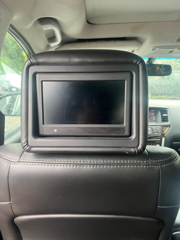 2014 Nissan Pathfinder Image 10