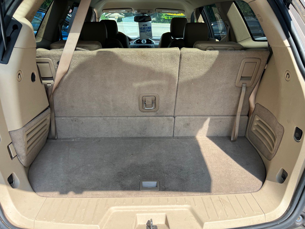 2010 Buick Enclave Image 8