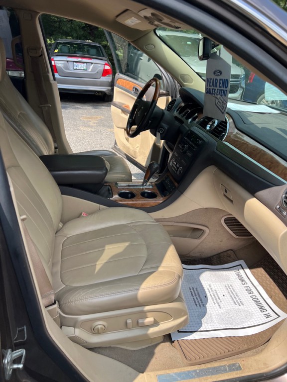 2010 Buick Enclave Image 12