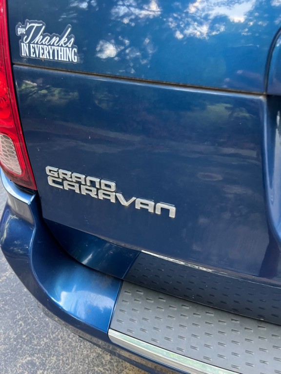 2011 Dodge Grand Caravan Image 7