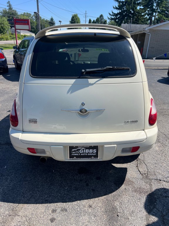 2006 Chrysler PT Cruiser Image 9