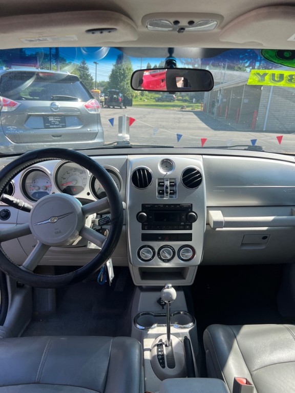 2006 Chrysler PT Cruiser Image 10