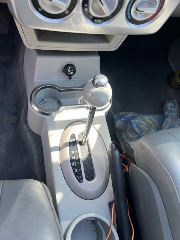 2006 Chrysler PT Cruiser Image 12