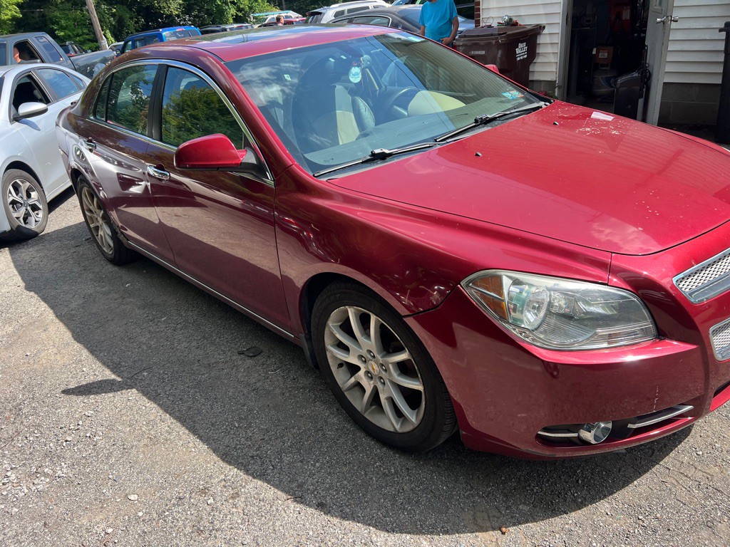 2011 Chevrolet Malibu Image 10