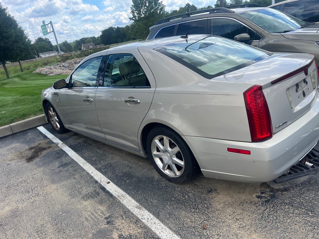 2008 Cadillac STS Image 3