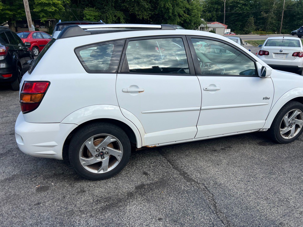 2005 Pontiac Vibe Image 7