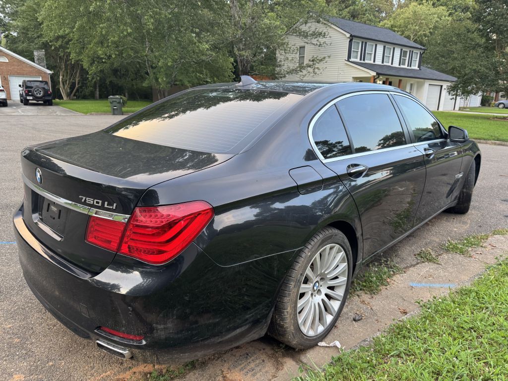 2012 BMW 7 Series Image 5