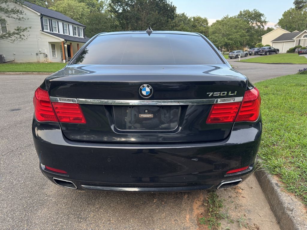 2012 BMW 7 Series Image 6