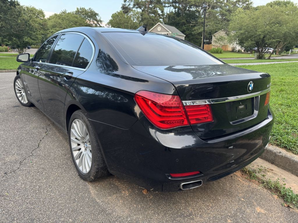 2012 BMW 7 Series Image 7