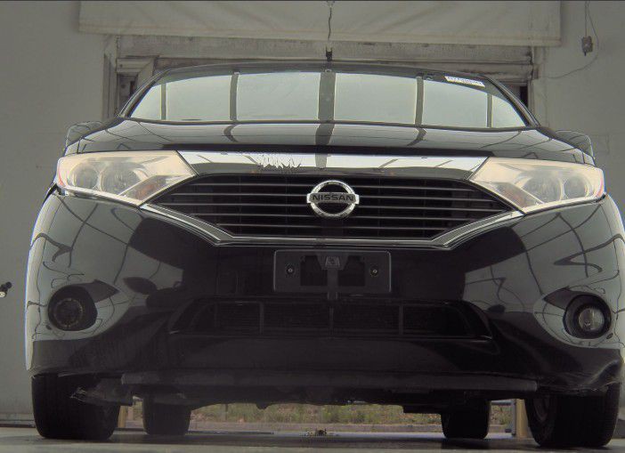 2014 Nissan Quest Image 3