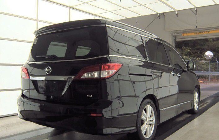 2014 Nissan Quest Image 4