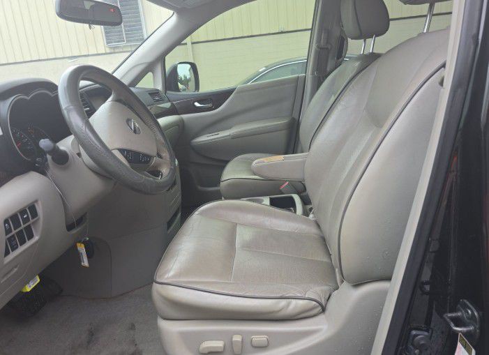 2014 Nissan Quest Image 6
