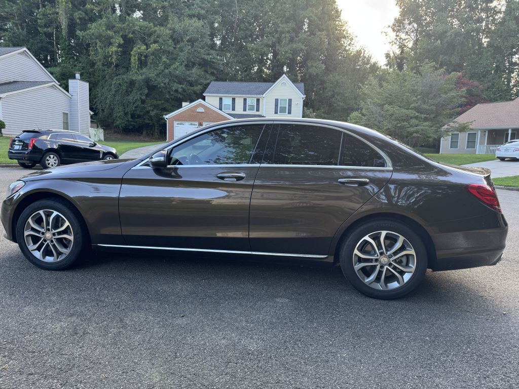 2015 Mercedes-Benz C-Class Image 8