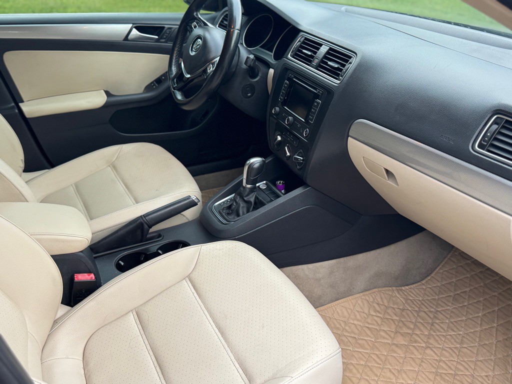 2015 Volkswagen Jetta Image 17