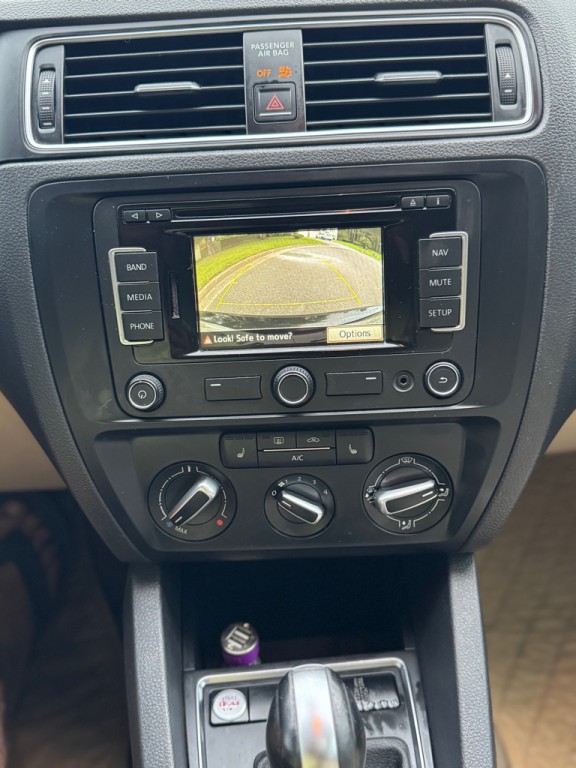 2015 Volkswagen Jetta Image 21