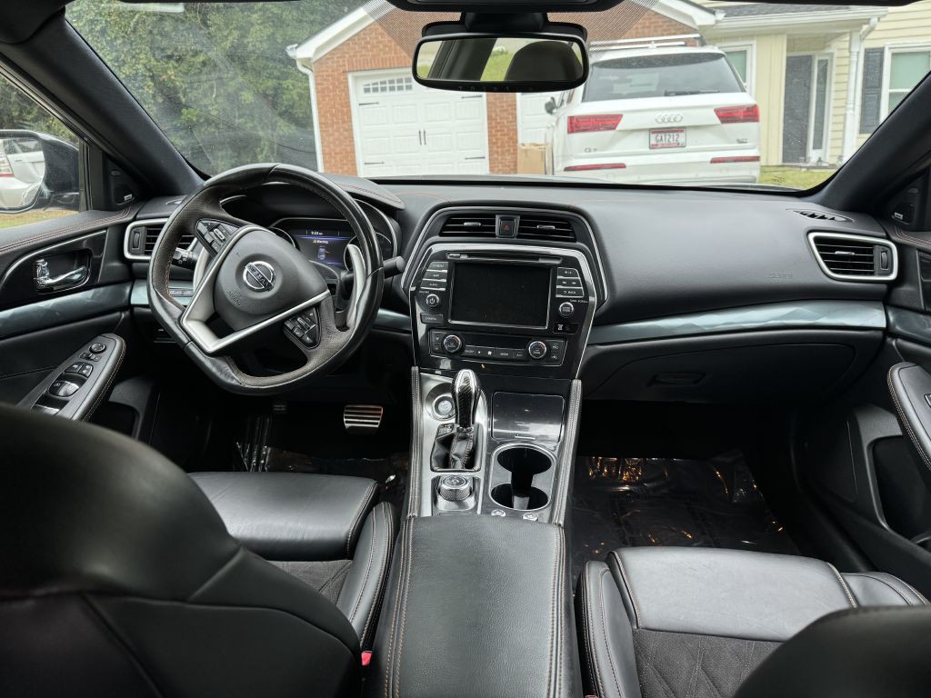 2019 Nissan Maxima Image 18