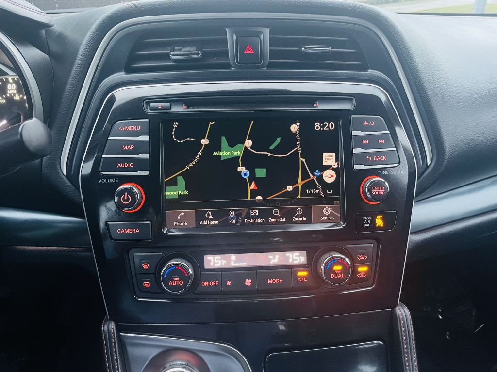 2019 Nissan Maxima Image 22