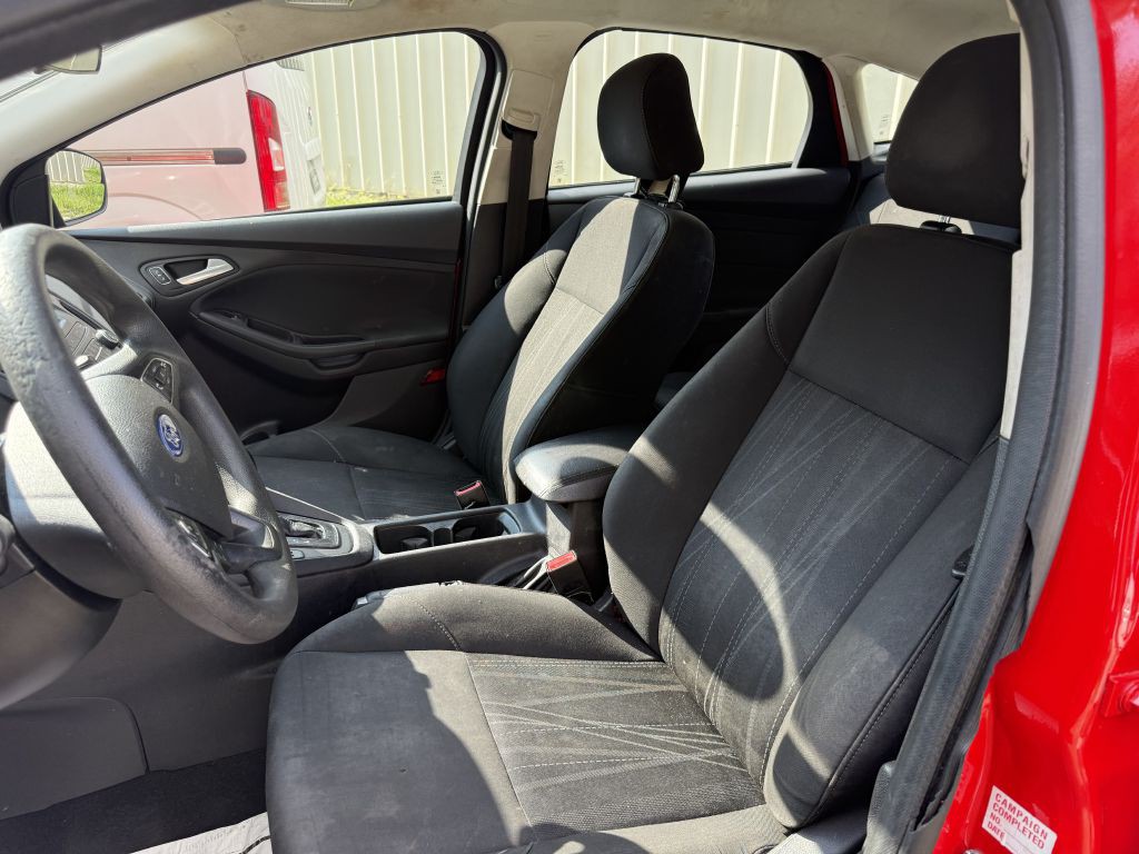 2015 Ford Focus Image 5