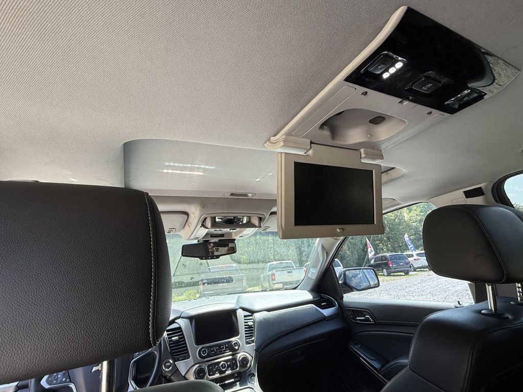2015 Chevrolet Suburban Image 11