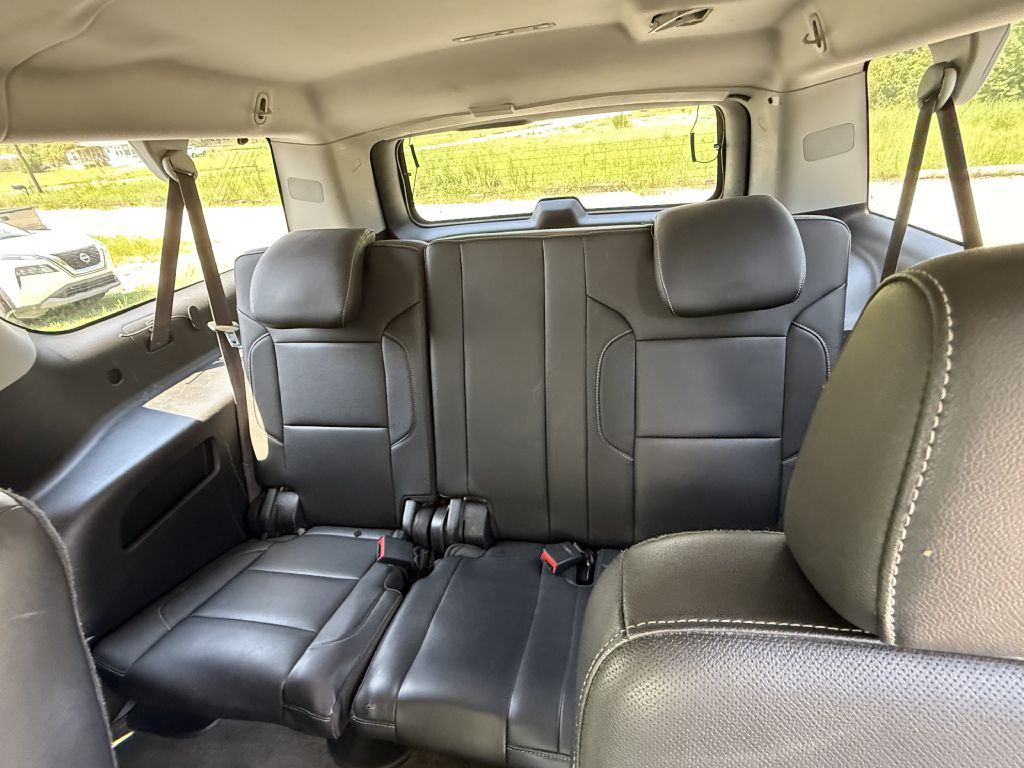 2015 Chevrolet Suburban Image 20