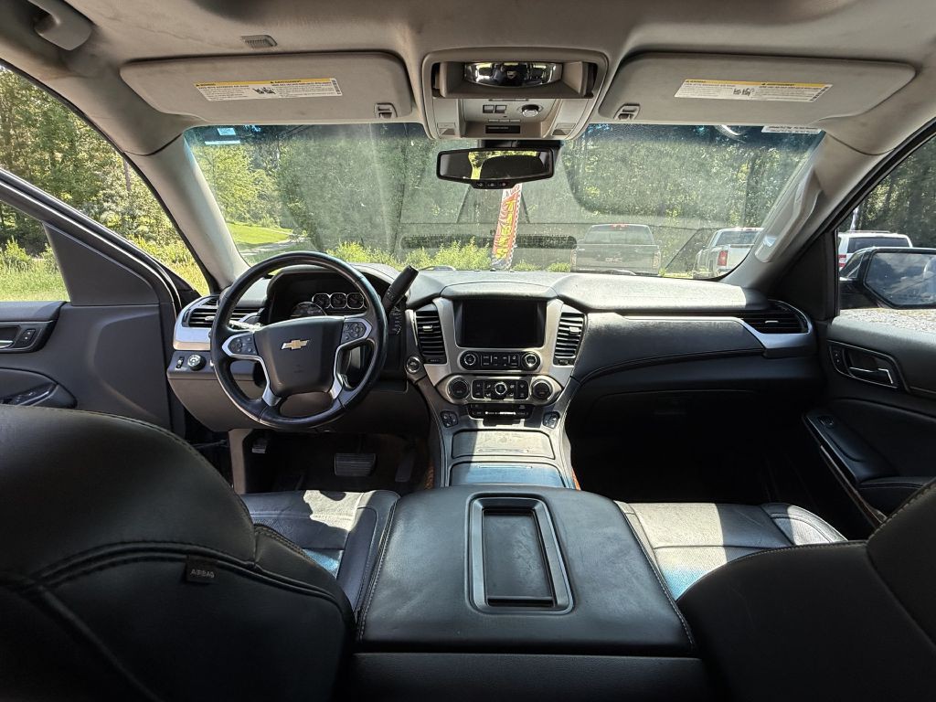 2015 Chevrolet Suburban Image 21