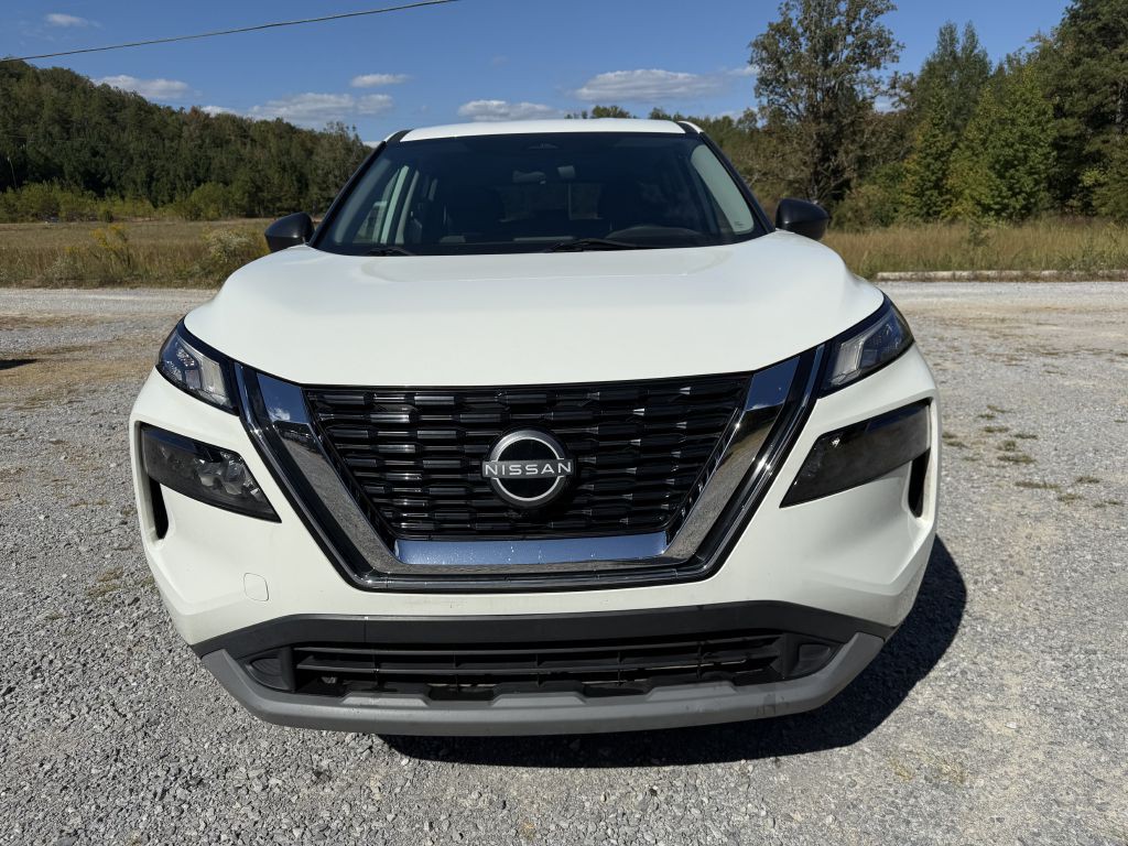 2022 Nissan Rogue Image 2