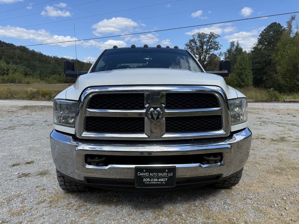 2018 RAM 3500 Image 2