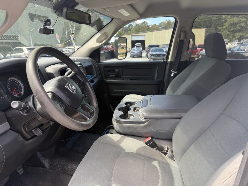 2018 RAM 3500 Image 7