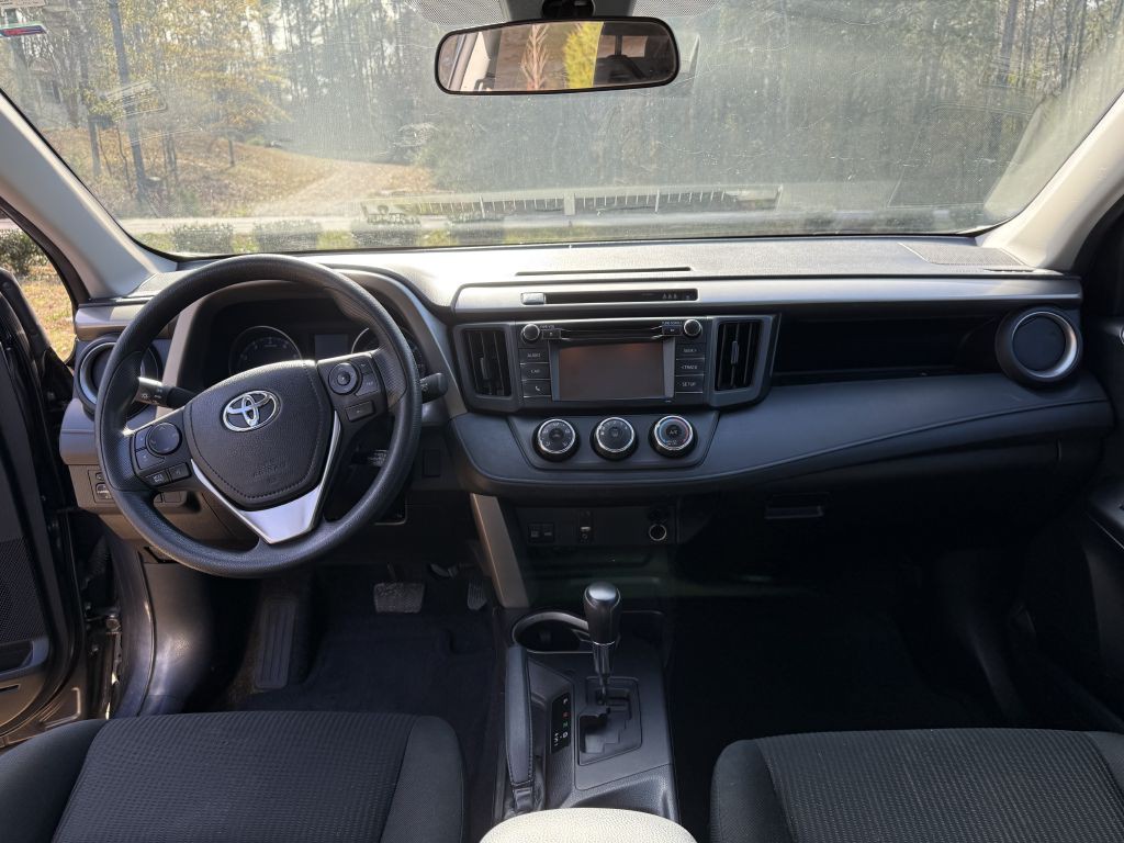 2018 Toyota Rav4 Image 9