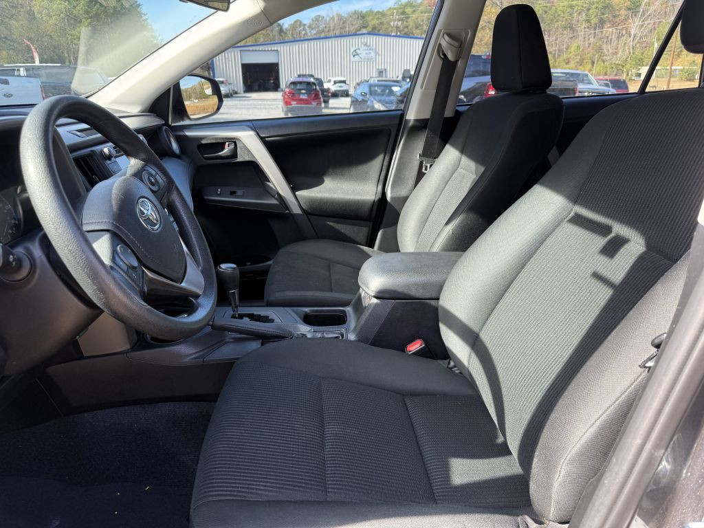 2018 Toyota Rav4 Image 16