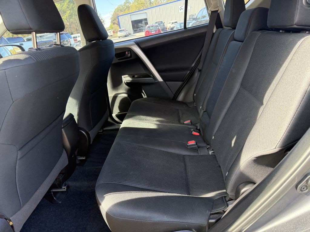 2018 Toyota Rav4 Image 17