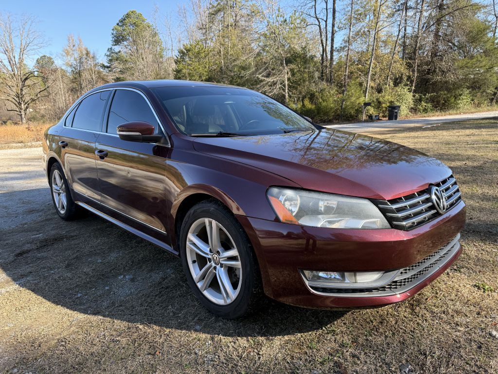 2014 Volkswagen Passat Image 1
