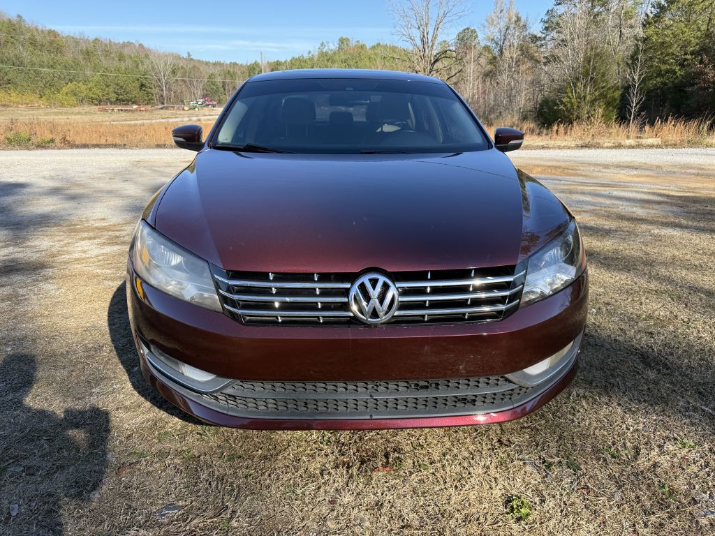 2014 Volkswagen Passat Image 2